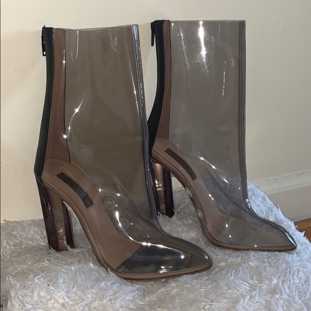 SOLD Dark clear ankle boots - Picture 1 of 4